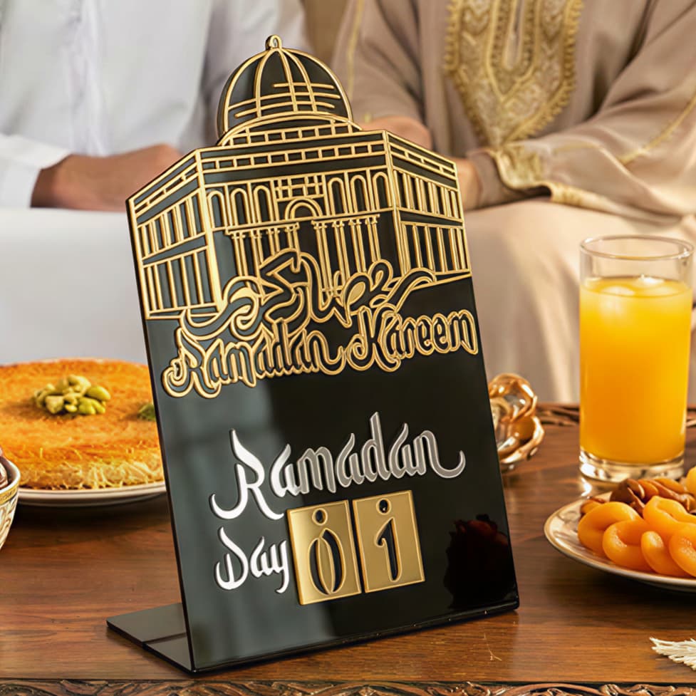 Masjid Al Aqsa Ramadan Kareem Changeable Date Islamic Calendar Table Decor – Metal & Acrylic | Global Wall Art